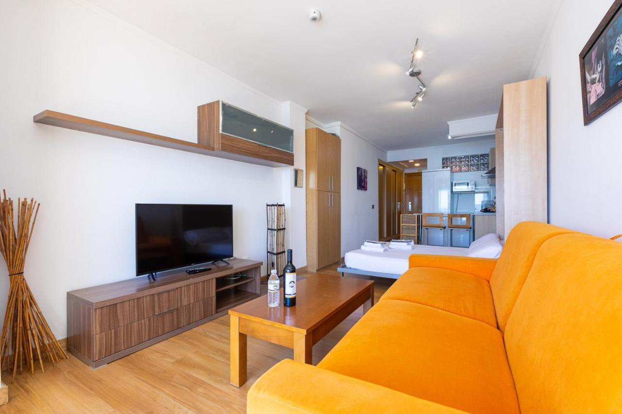 Apartamento Apartamento El Velero Primera Linea Playa Torremolinos Exterior foto