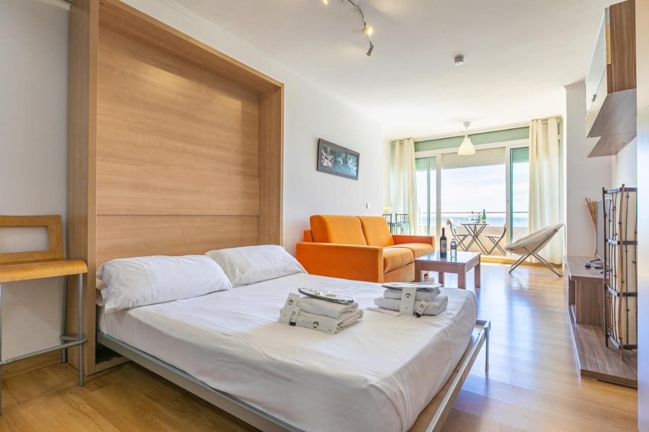 Apartamento Apartamento El Velero Primera Linea Playa Torremolinos Exterior foto