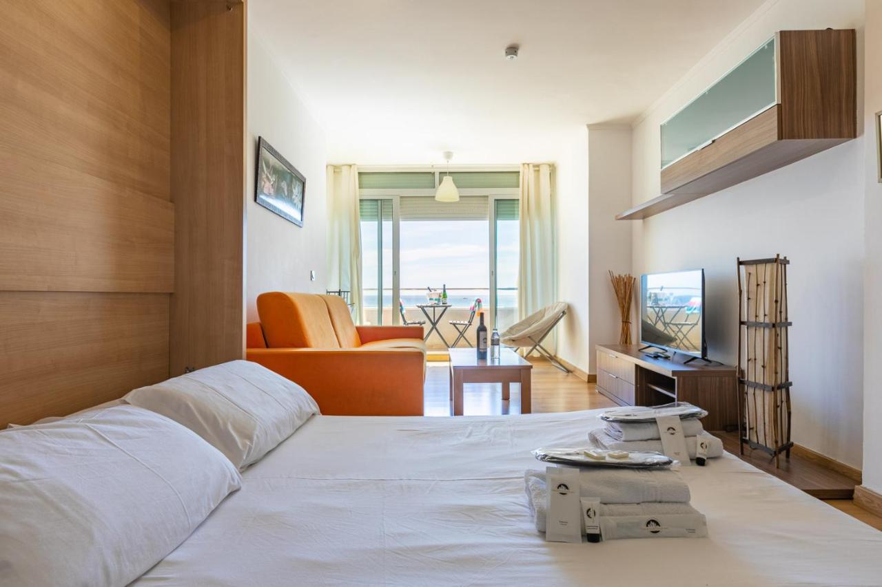 Apartamento Apartamento El Velero Primera Linea Playa Torremolinos Exterior foto
