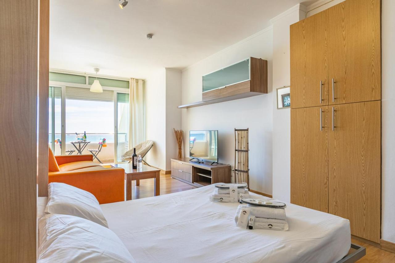 Apartamento Apartamento El Velero Primera Linea Playa Torremolinos Exterior foto
